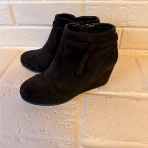 Girls Black Wedge Ankle Boots